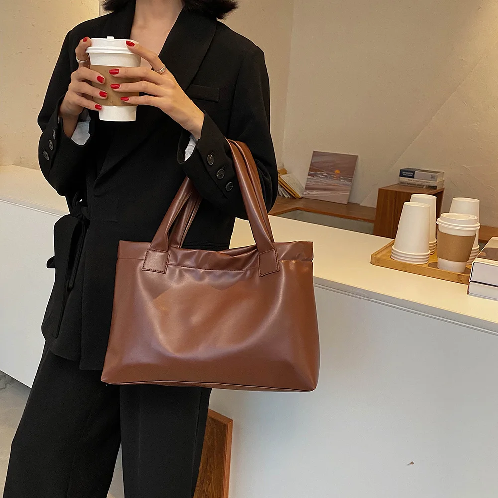 PU Leather Female Dialy Shoulder Bags Fashion Solid Color Women Large Capacity Underarm Shoulder Handbags Totes Simple Casual
PU Leather Female Dialy Shoulder Bags Fashion Solid Color Women Large Capacity Underarm Shoulder Handbags Totes Simple Casual