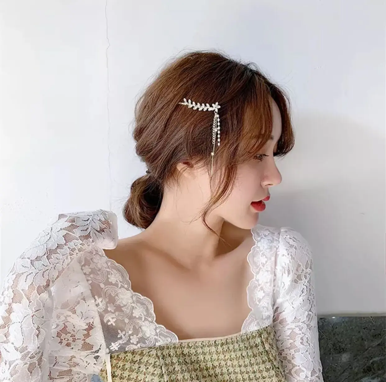 20pcs/lot Fringed Leaves Full of Rhinestone Hairpin Pearl Bangs Clip Hairpin Girl Temperament Side Clip Hair Accessories
20pcs/lot Fringed Leaves Full of Rhinestone Hairpin Pearl Bangs Clip Hairpin Girl Temperament Side Clip Hair Accessories