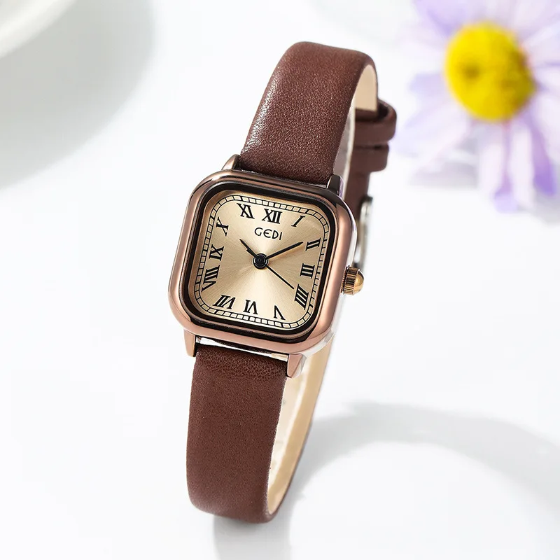 Antique Elegant Watch Women Holiday Gift Casual Business Dress for Women Wristwatch Leather Strap Simplified Rome Digital Dial
Antique Elegant Watch Women Holiday Gift Casual Business Dress for Women Wristwatch Leather Strap Simplified Rome Digital Dial