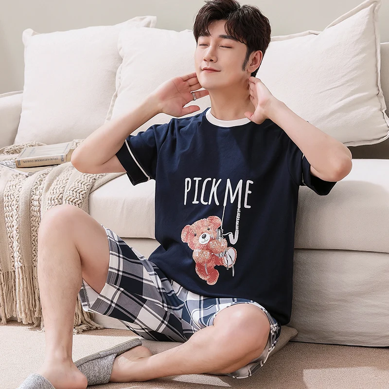 Cute Little Bear Cartoon Short-sleeves Pajamas Set Blue Korean Plus Size Male Homewear Men's Cotton Nightwear With Plaid Shorts
Cute Little Bear Cartoon Short-sleeves Pajamas Set Blue Korean Plus Size Male Homewear Men's Cotton Nightwear With Plaid Shorts
