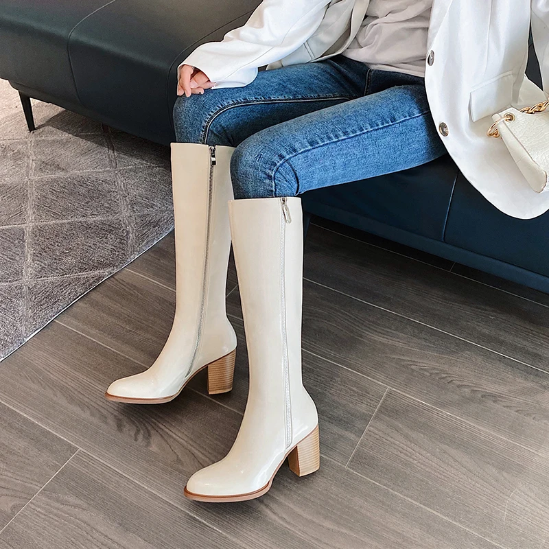 MoonMeek 2020 winter knee high boots thick high heels round toe with Zip women boots top quality ladies shoes black rice white
MoonMeek 2020 winter knee high boots thick high heels round toe with Zip women boots top quality ladies shoes black rice white