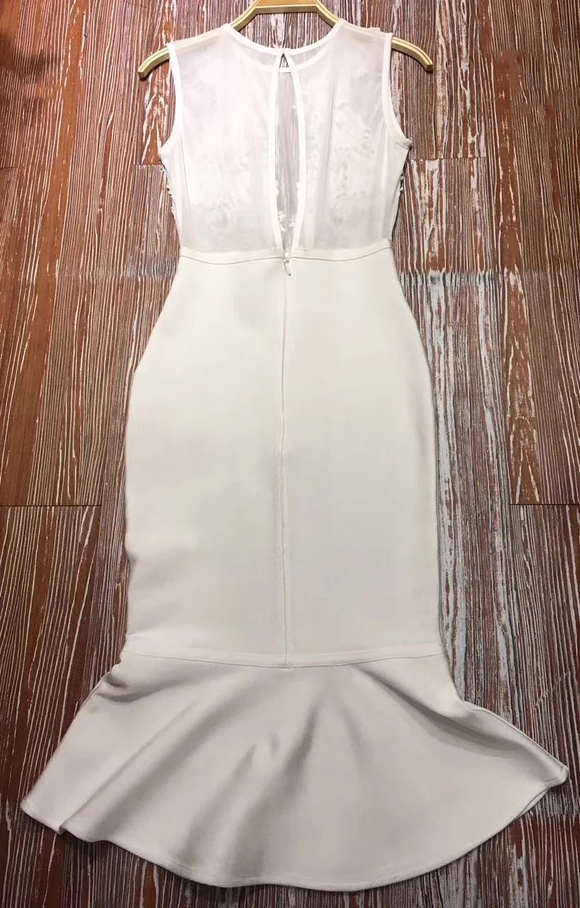 Dresses 
Dresses