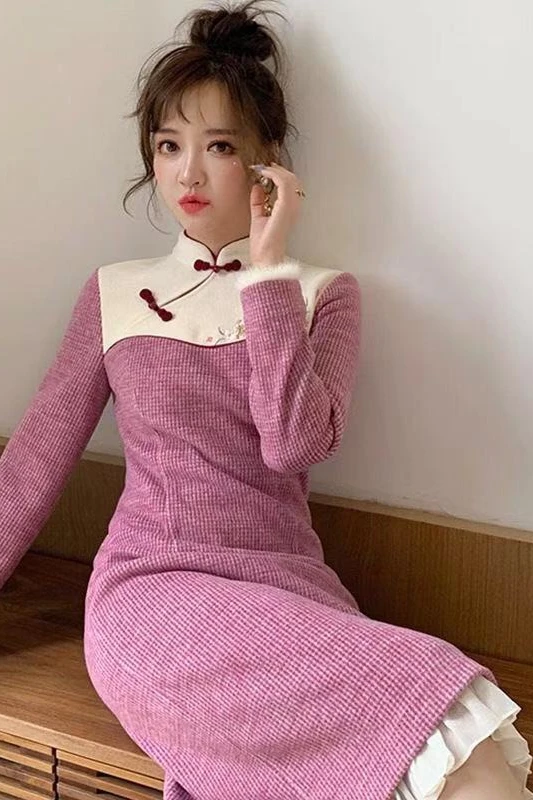 Embroidered thick cheongsam 2020 autumn winter new girl young slim dress Full Vintage Cotton Regular vestidos de mujer
Embroidered thick cheongsam 2020 autumn winter new girl young slim dress Full Vintage Cotton Regular vestidos de mujer