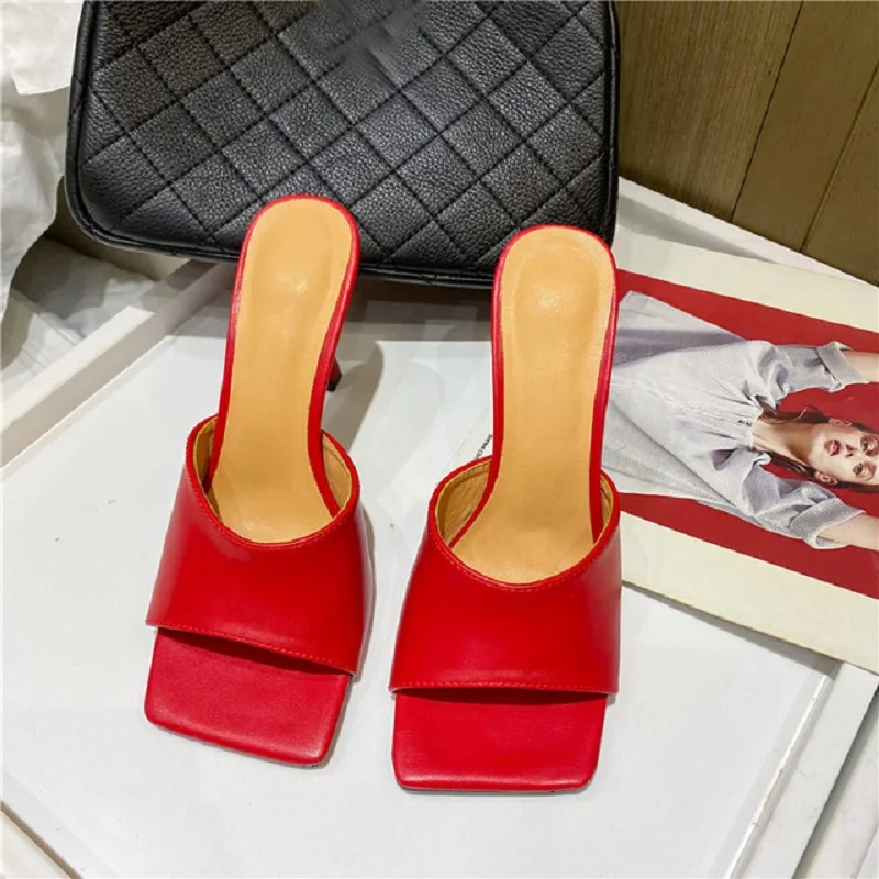 2021 New Summer Women's Mules Slippers Elegant Square Toe High Heels Slippers Ladies Slides Shoes Femme Zapatos Mujer
2021 New Summer Women's Mules Slippers Elegant Square Toe High Heels Slippers Ladies Slides Shoes Femme Zapatos Mujer