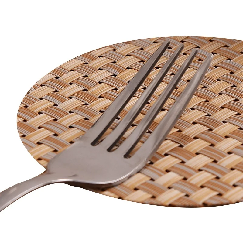 1 Piece of PVC Woven Coaster Restaurant Insulation Coaster Water Insulation Dust-proof Anti-scald Non-slip Table Mat
1 Piece of PVC Woven Coaster Restaurant Insulation Coaster Water Insulation Dust-proof Anti-scald Non-slip Table Mat