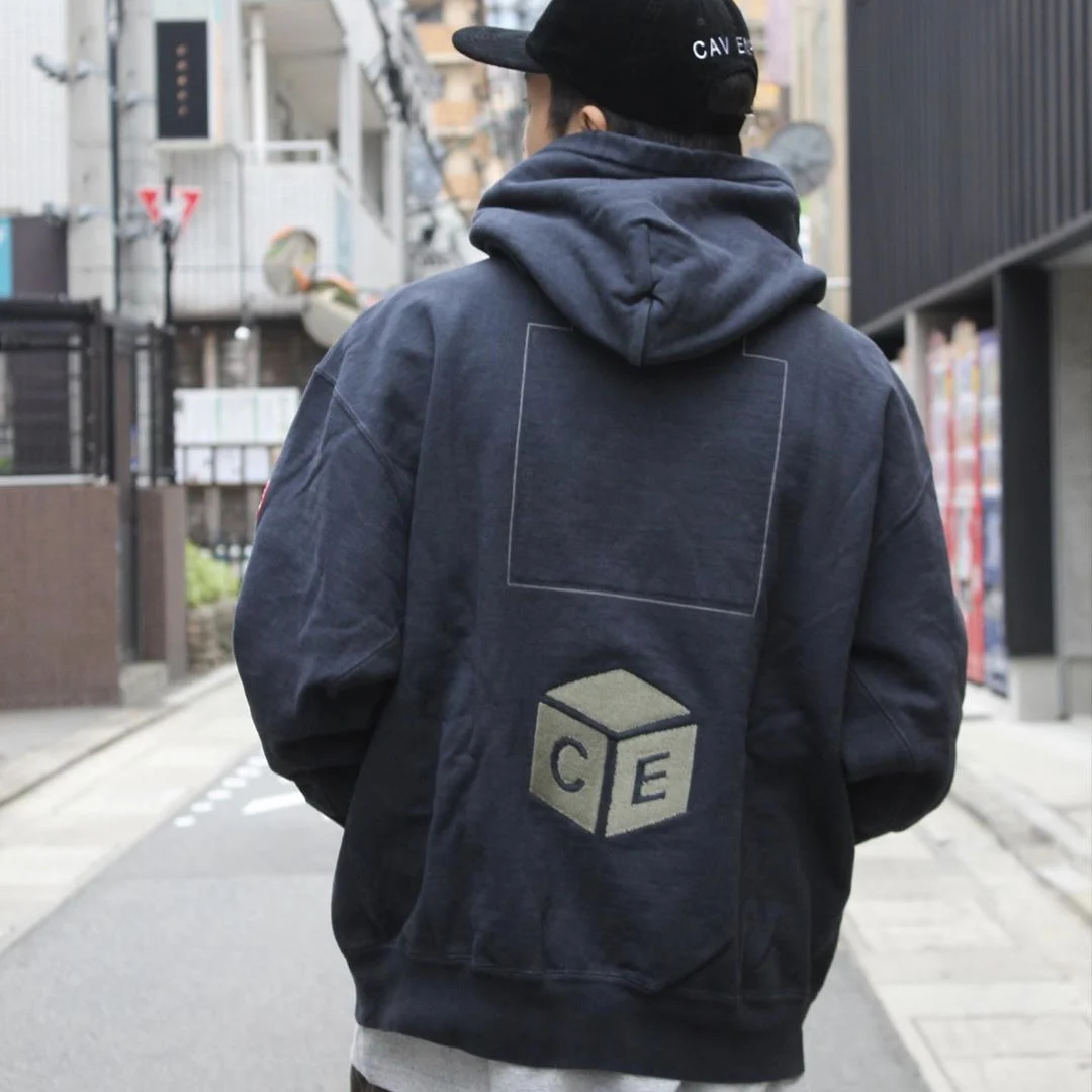 Толстовка CAV EMPT C.E 19AW, 450 г, толстовка из хлопка для мужчин и женщин, Свитшот высокого качества 1:1, мужская хлопковая толстовка, пуловер WY303
Толстовка CAV EMPT C.E 19AW, 450 г, толстовка из хлопка для мужчин и женщин, Свитшот высокого качества 1:1, мужская хлопковая толстовка, пуловер WY303