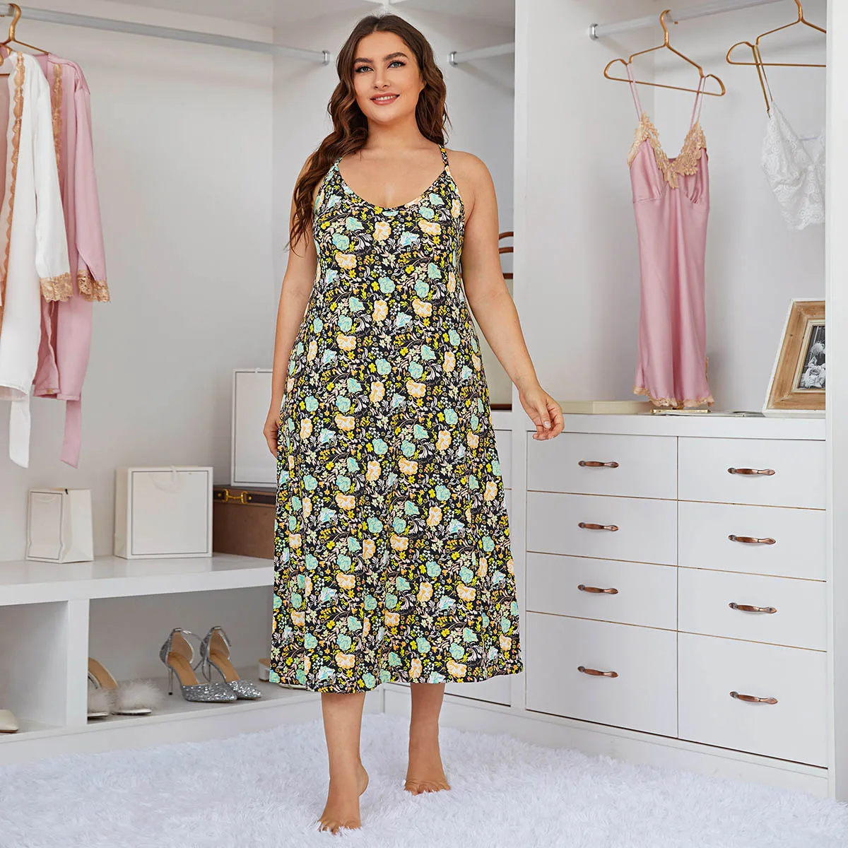 XL-4XL Plus Size Nightdress Women New Strap Home Wear Plump Girls Strap Cross Back Sexy Seduction Dress Women's
XL-4XL Plus Size Nightdress Women New Strap Home Wear Plump Girls Strap Cross Back Sexy Seduction Dress Women's