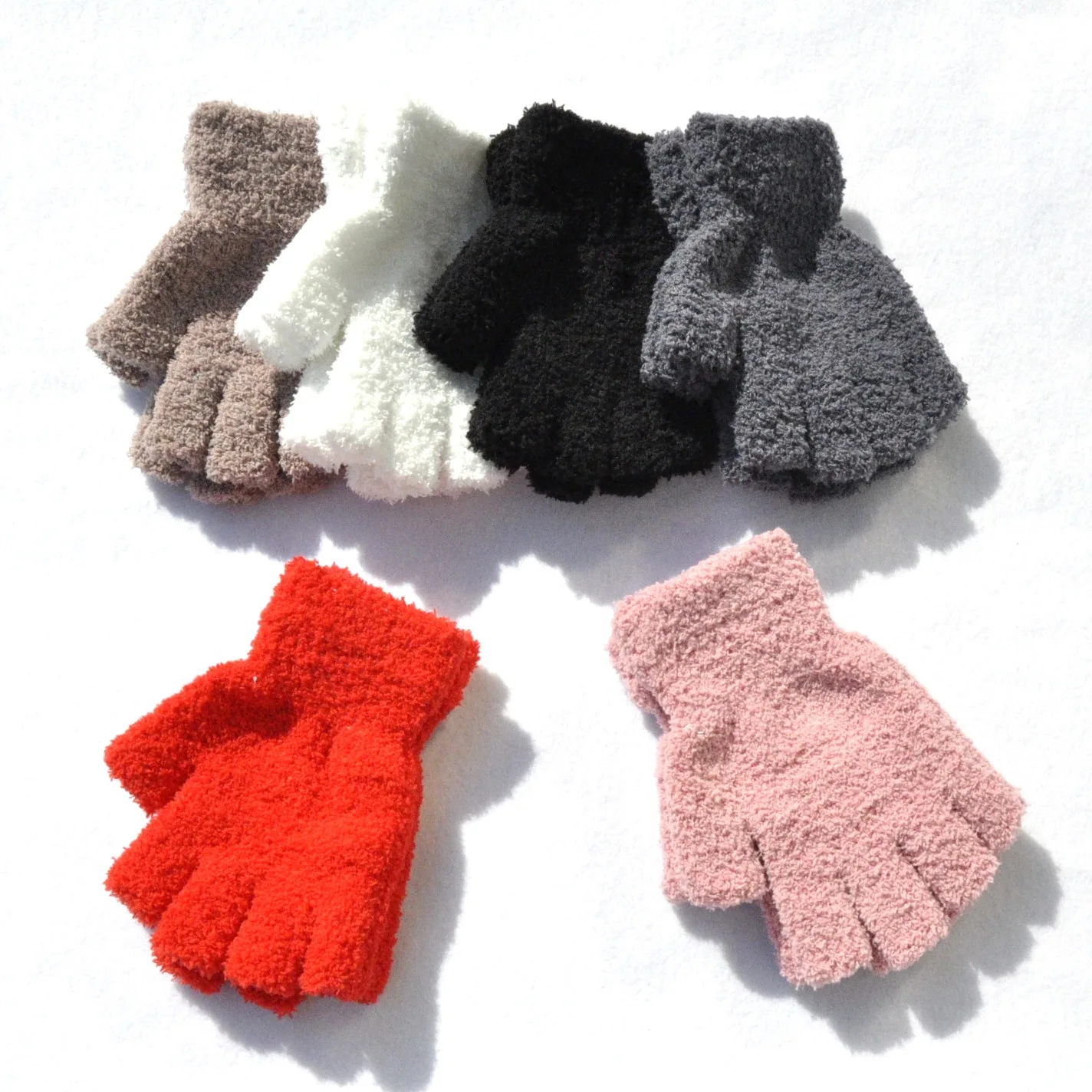 Knitted Women's Gloves Autumn Winter Thick Warm Gloves Fingerless Exposed Finger Coral Fleece Thermal Soft Gloves for Party Gift
Knitted Women's Gloves Autumn Winter Thick Warm Gloves Fingerless Exposed Finger Coral Fleece Thermal Soft Gloves for Party Gift