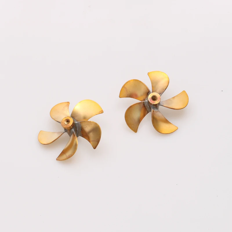 1pair DIY Model Dia 52mm 5 Blades Paddle Inner Hole M4 Thread Copper Brass Welding Propeller for Remote Control RC Boat Ship
1pair DIY Model Dia 52mm 5 Blades Paddle Inner Hole M4 Thread Copper Brass Welding Propeller for Remote Control RC Boat Ship
