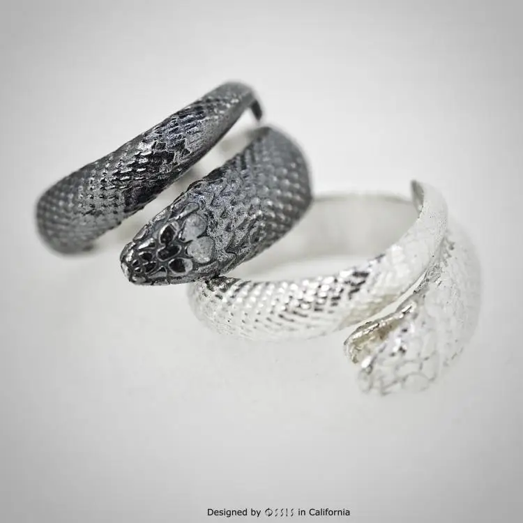 Master & Ossis Sterling Silver Original Skull Snake Ring Adjustable Men and Women Ring Little Finger Ring Personality Ring
Master & Ossis Sterling Silver Original Skull Snake Ring Adjustable Men and Women Ring Little Finger Ring Personality Ring