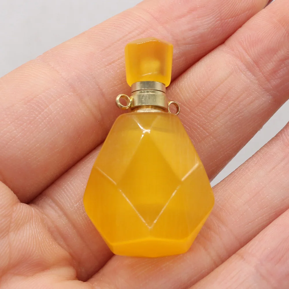 Natural Stone Pendants Cat's eye Clear Quartzs Perfume Bottle for Fashion Necklace Jewelry Making Accessories
Natural Stone Pendants Cat's eye Clear Quartzs Perfume Bottle for Fashion Necklace Jewelry Making Accessories