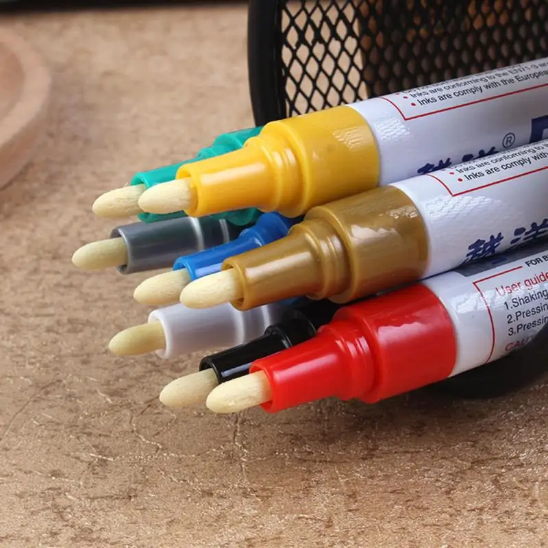 Environmental Car Graffiti Pen Paint Marker Pen 12 Color Permanent Waterproof Pen Tire Car Graffiti Pen New Universal Marker Pen
Environmental Car Graffiti Pen Paint Marker Pen 12 Color Permanent Waterproof Pen Tire Car Graffiti Pen New Universal Marker Pen