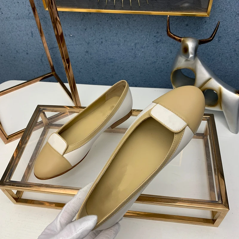 Mixed Color New 2021shoes women england style office lady simple genuine leather Sheepskin soft shoes loafers shoes for women
Mixed Color New 2021shoes women england style office lady simple genuine leather Sheepskin soft shoes loafers shoes for women