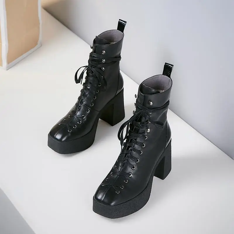 Krazing pot cow leather square toe nightclub super high heels rivets platform cross-tied wedding lovely girl mid-calf boots L9f6
Krazing pot cow leather square toe nightclub super high heels rivets platform cross-tied wedding lovely girl mid-calf boots L9f6
