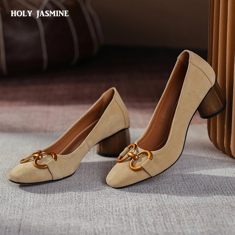 Women Pumps Retro Solid Thick High Heels Sheep Suede Pumps Lady Concise Elegant Court Shoes OL Cozy Slip on Shoes 2021 Autumn
Women Pumps Retro Solid Thick High Heels Sheep Suede Pumps Lady Concise Elegant Court Shoes OL Cozy Slip on Shoes 2021 Autumn