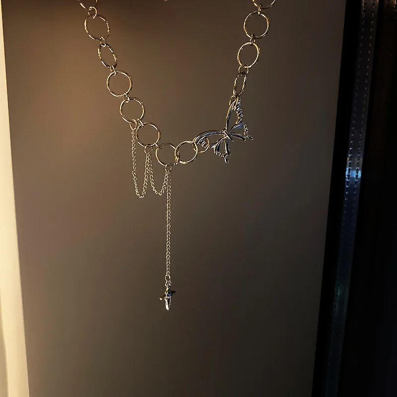 New Hollow Butterfly Cross Long Tassel Punk Hip-hop Necklace Clavicle Necklace Ladies Clothes Accessories Birthday Party Gifts
New Hollow Butterfly Cross Long Tassel Punk Hip-hop Necklace Clavicle Necklace Ladies Clothes Accessories Birthday Party Gifts