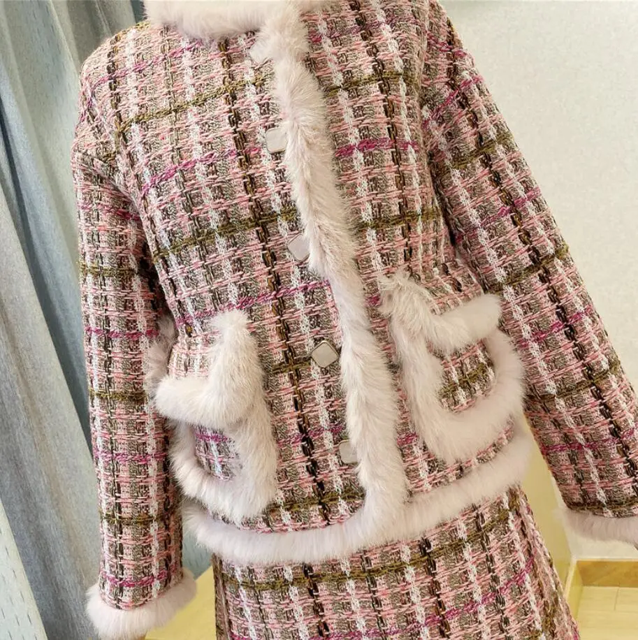 Autumn and winter small fragrance women jacket fashion suit tweed stitching fur coat two-piece set s375
Autumn and winter small fragrance women jacket fashion suit tweed stitching fur coat two-piece set s375