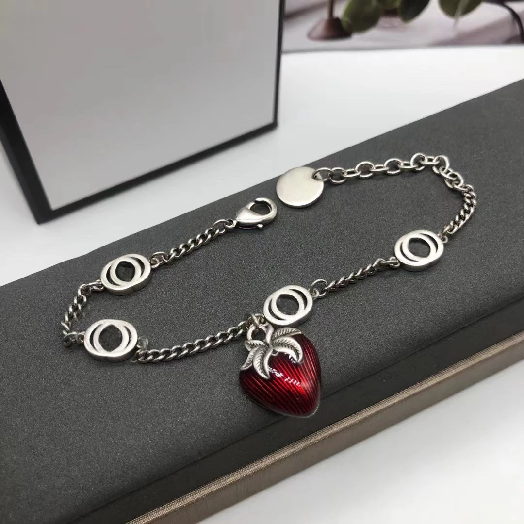 S925 Sterling Silver 2021 fashion luxury high-end bracelet for men and women
S925 Sterling Silver 2021 fashion luxury high-end bracelet for men and women