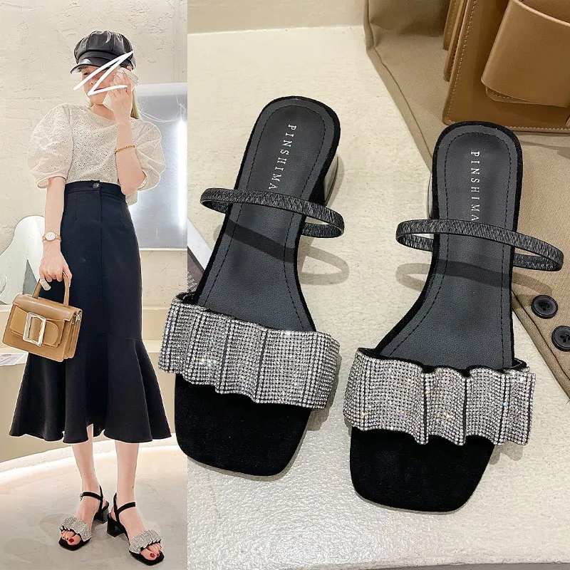 Женские шлепанцы, Новинка лета 2021, модные Универсальные сандалии с открытым носком, удобная повседневная обувь на высоком каблуке, женская ...
Женские шлепанцы, Новинка лета 2021, модные Универсальные сандалии с открытым носком, удобная повседневная обувь на высоком каблуке, женская ...