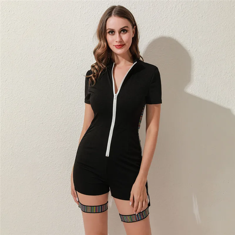 Simple Casual Playsuit Sexy Zipper Short Sleeve Stitching Bodysuits Women Solid Color Jumpsuit Sexy Shorts Rompers
Simple Casual Playsuit Sexy Zipper Short Sleeve Stitching Bodysuits Women Solid Color Jumpsuit Sexy Shorts Rompers