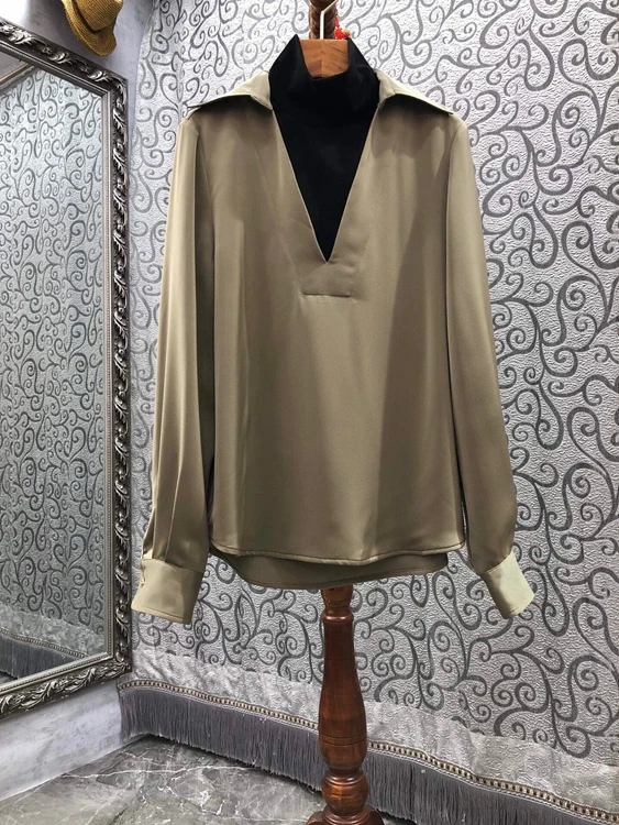 2021 new women fashion lapel color matching bib stitching fake two-piece long-sleeved top 818
2021 new women fashion lapel color matching bib stitching fake two-piece long-sleeved top 818