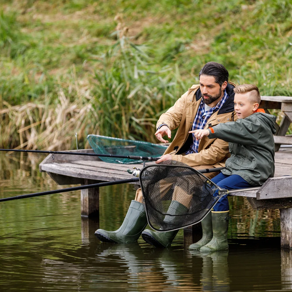 1Pc Folding Fish Landing Net Sturgeon Landing Net Outdoor Fishing Tool 
1Pc Folding Fish Landing Net Sturgeon Landing Net Outdoor Fishing Tool