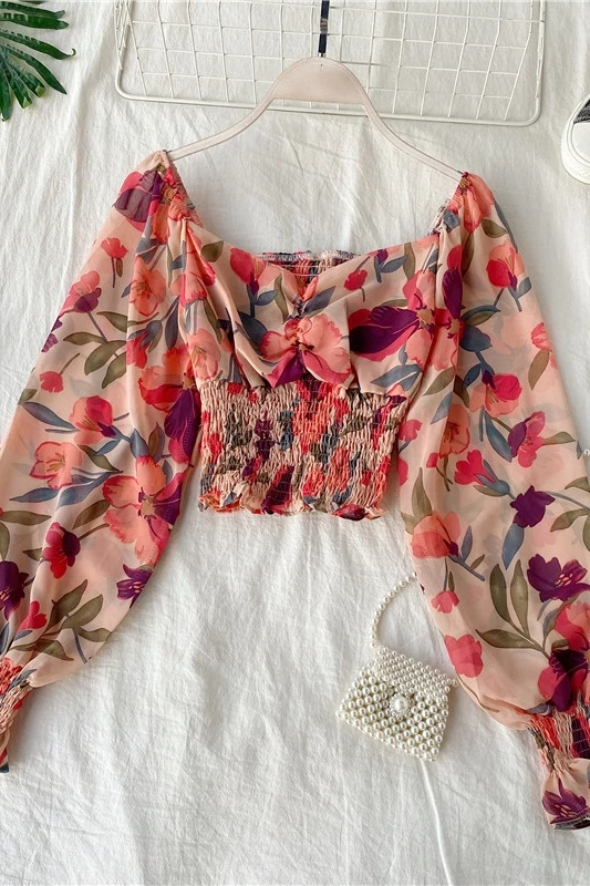 Fashion Short Tops Woman 2021 Spring Vintage Floral Ruffles Pleated Cropped Blouses Slim Slash Collar Long Sleeve Chiffon Shirt
Fashion Short Tops Woman 2021 Spring Vintage Floral Ruffles Pleated Cropped Blouses Slim Slash Collar Long Sleeve Chiffon Shirt