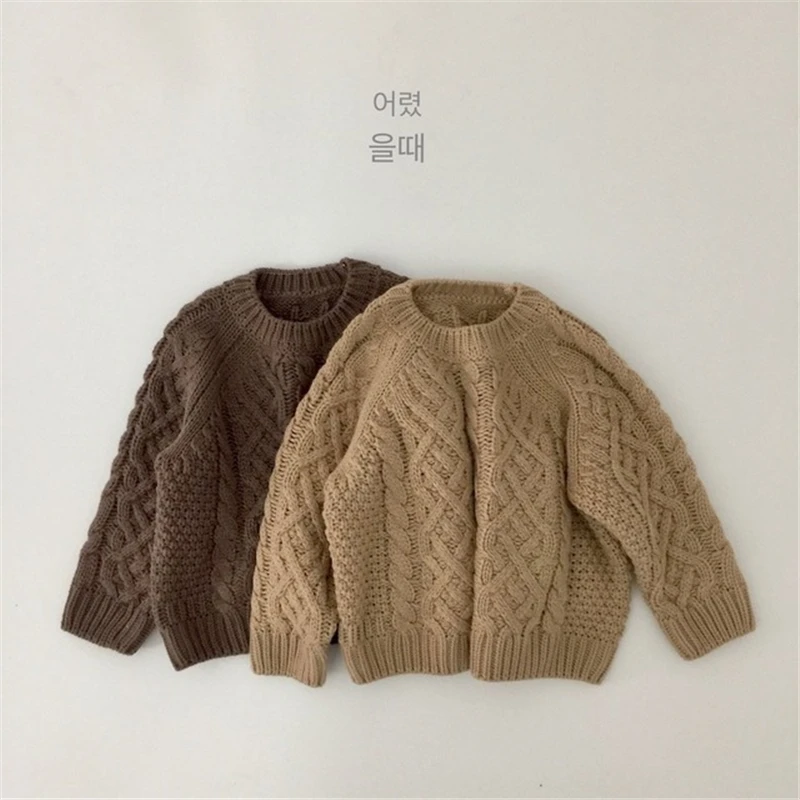 Soft Kids Sweaters Spring Winter 2-7 Yrs Baby Boys Girls Warm Pullover Tops Thicken Knitted Bottoming Khaki Coffee High Quality
Soft Kids Sweaters Spring Winter 2-7 Yrs Baby Boys Girls Warm Pullover Tops Thicken Knitted Bottoming Khaki Coffee High Quality