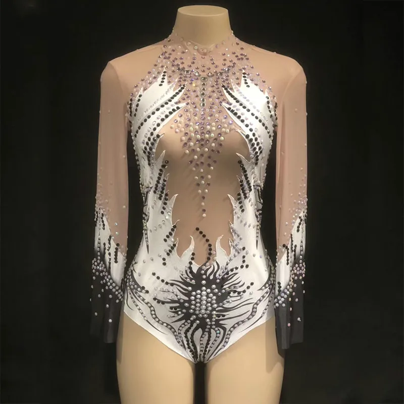 Women Nightclub Outfit Glisten Rhinestones Mesh Sexy Bodysuit Stage Summer Costume Women's Party Dance Bodysuit Perspective Wear
Women Nightclub Outfit Glisten Rhinestones Mesh Sexy Bodysuit Stage Summer Costume Women's Party Dance Bodysuit Perspective Wear