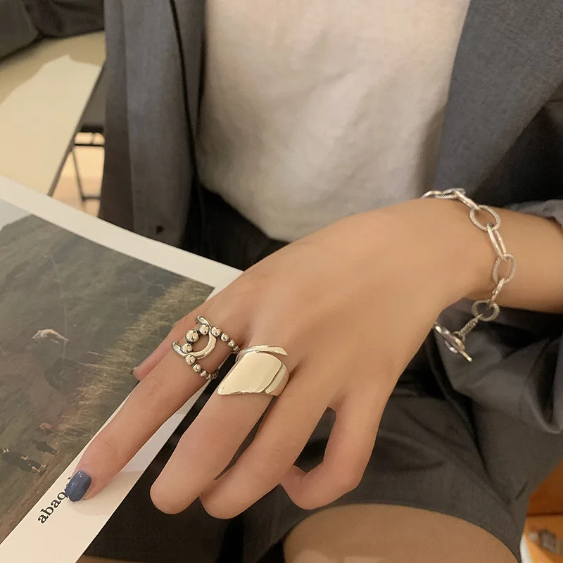 Canner Multi-layer Knotted Cross Winding Rings Female Senior Retro Distressed Couple Ring Handmade Gift Christmas Party Jewelry
Canner Multi-layer Knotted Cross Winding Rings Female Senior Retro Distressed Couple Ring Handmade Gift Christmas Party Jewelry