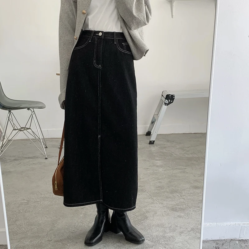 Alien Kitty Button Solid Color Skirt Mid-Length A-Line Waist Women Skirt 2021 New Winter Minimalist Basic Casual Fashion Classic
Alien Kitty Button Solid Color Skirt Mid-Length A-Line Waist Women Skirt 2021 New Winter Minimalist Basic Casual Fashion Classic