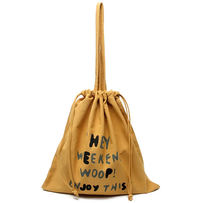 Korean version of the wild small fresh letter printed canvas bag female large capacity shoulder bag drawstring beam pocket
Korean version of the wild small fresh letter printed canvas bag female large capacity shoulder bag drawstring beam pocket