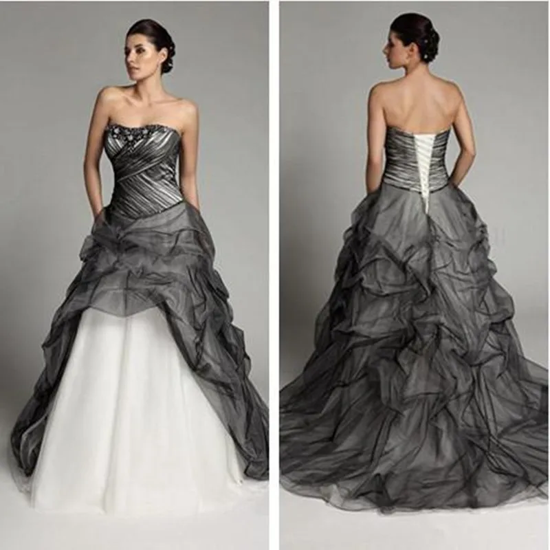 Black and White Wedding Dresses 2020 Gothic Vintage Ruffles Princess Bridal Gowns Pleats Retro Vestidos de Novia gelinlik marria
Black and White Wedding Dresses 2020 Gothic Vintage Ruffles Princess Bridal Gowns Pleats Retro Vestidos de Novia gelinlik marria