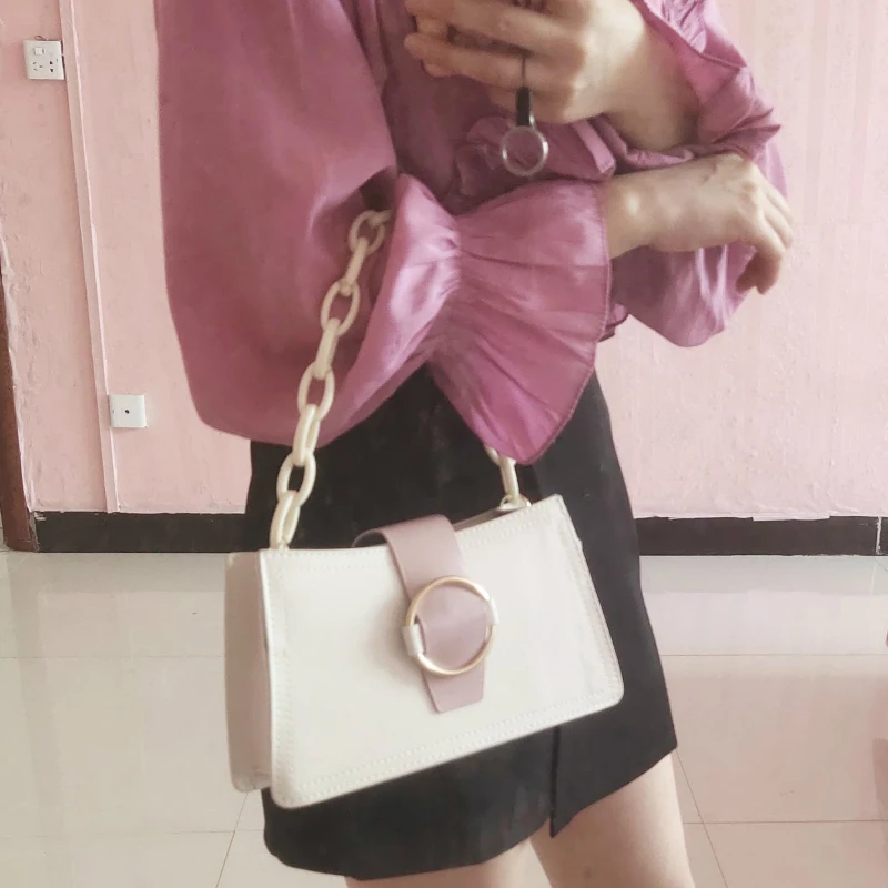 Small Chains Crossbody Bags for Women Fashion PU Leather Ladies Shoulder Bag Female Baguette Purses and Handbags Small Flap
Small Chains Crossbody Bags for Women Fashion PU Leather Ladies Shoulder Bag Female Baguette Purses and Handbags Small Flap