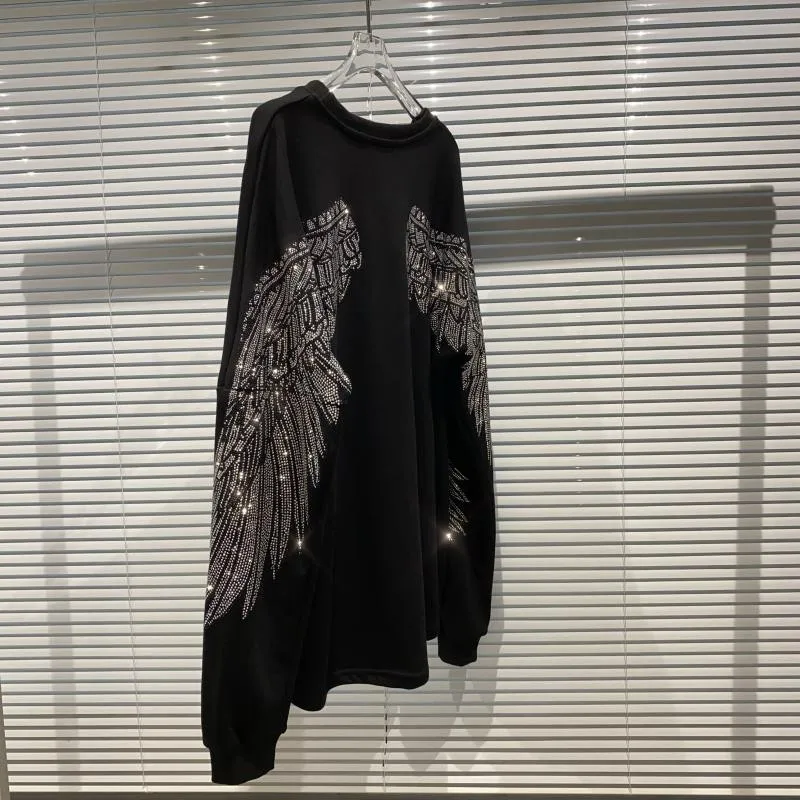 Gothic Women Spring New Shiny Diamonds Wings Long Sleeve T-shirt Loose Fit Hip Hop Casual Tees Tops Streetwear O Neck T-shirts
Gothic Women Spring New Shiny Diamonds Wings Long Sleeve T-shirt Loose Fit Hip Hop Casual Tees Tops Streetwear O Neck T-shirts