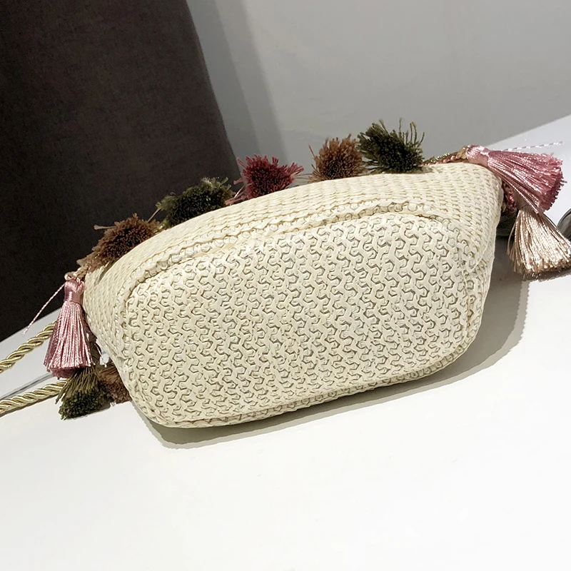 Women's Boho Beach Tassel Handbag Shoulder Bag Casual Tote Straw Wicker Sweet Ladies Girls Crossbody Bag
Women's Boho Beach Tassel Handbag Shoulder Bag Casual Tote Straw Wicker Sweet Ladies Girls Crossbody Bag