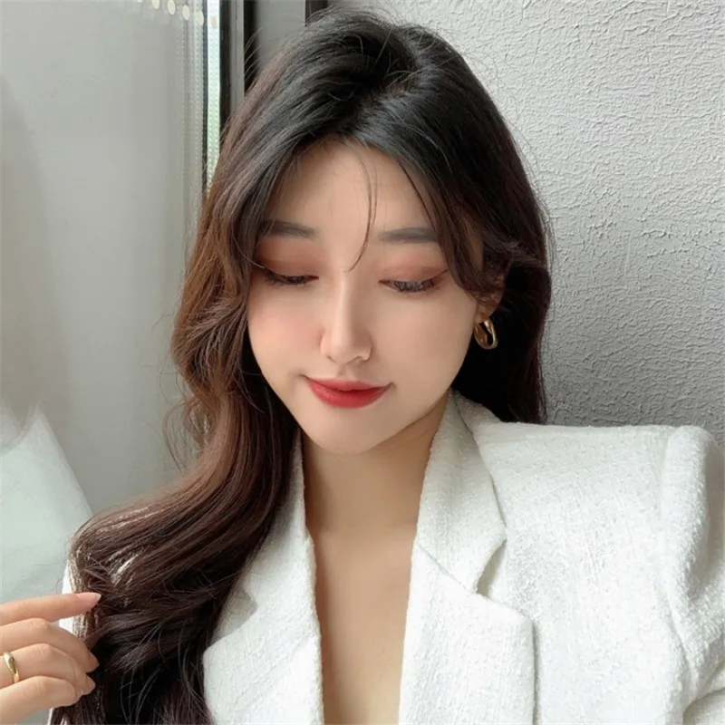 Adolph Korean Circle Hoop Earrings Gold Color Irregular Summer Minimalist Earrings for Women Wedding Party Fashion Jewelry New
Adolph Korean Circle Hoop Earrings Gold Color Irregular Summer Minimalist Earrings for Women Wedding Party Fashion Jewelry New