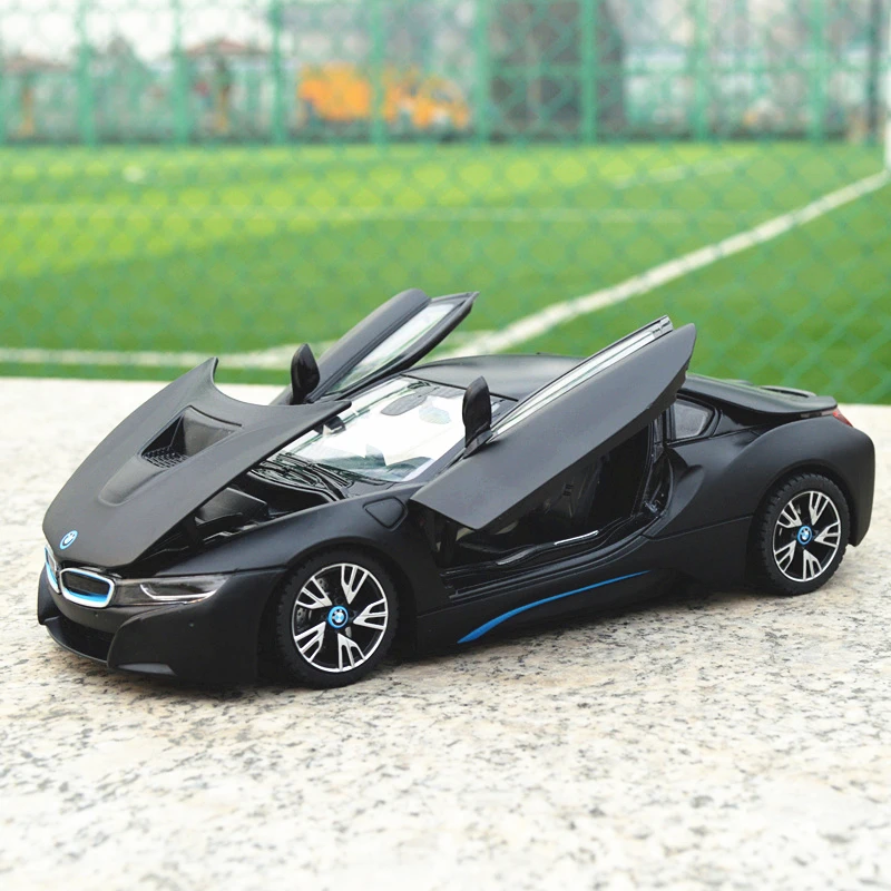 RASTA 1:24 BMW i8 black car сплав модель автомобиля Моделирование украшения коллекция