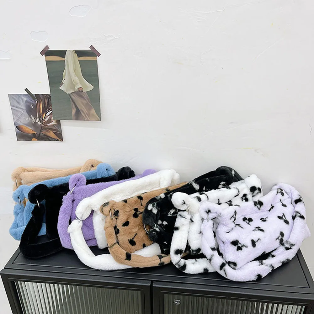 Элегантные однотонные сумки для подмышек, маленькие женские Наплечные сумочки на молнии, женские плюшевые сумки с принтом вишни для подмыш...
Элегантные однотонные сумки для подмышек, маленькие женские Наплечные сумочки на молнии, женские плюшевые сумки с принтом вишни для подмыш...