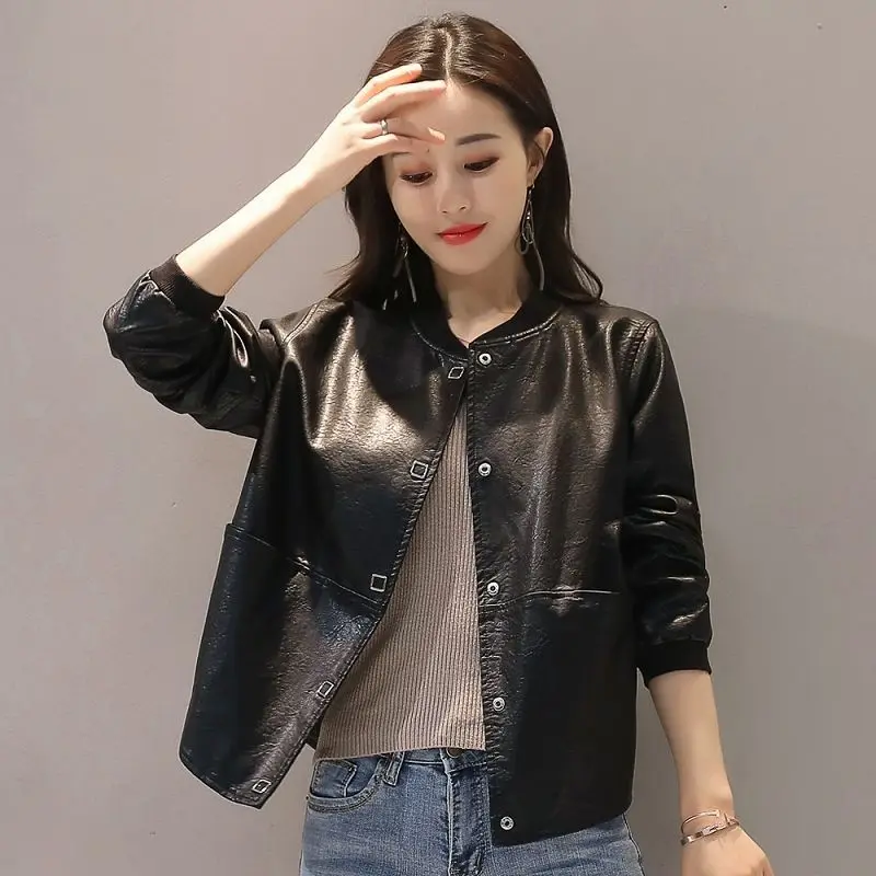 2020 New Fashion Spring Autumn Women Leather Jacket Vintage Women's PU Leather Jacket Slim Female Black Faux Leather Outwear
2020 New Fashion Spring Autumn Women Leather Jacket Vintage Women's PU Leather Jacket Slim Female Black Faux Leather Outwear