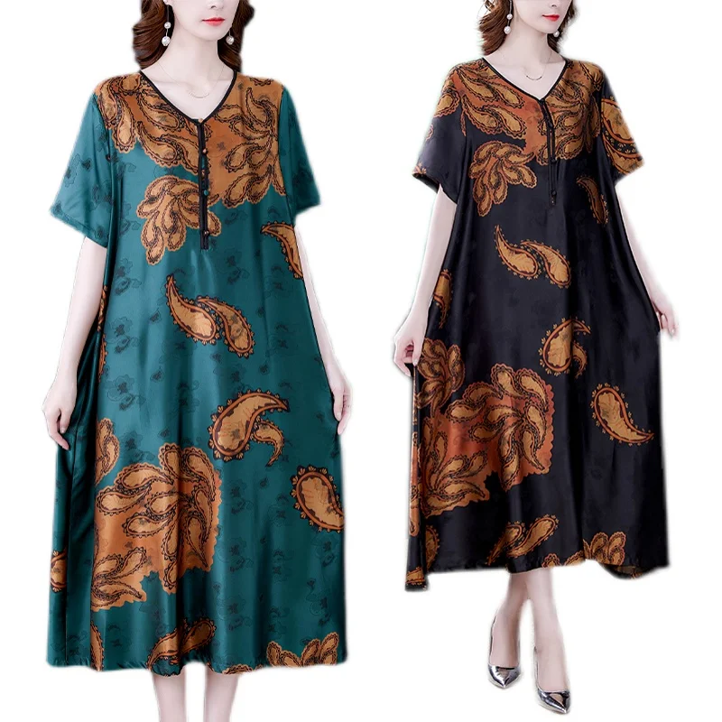 COIGARSAM 4XL Plus Size National Wind Loose Women Long dress New Summer Vintage V-Neck Dresses Blue Black 6316
COIGARSAM 4XL Plus Size National Wind Loose Women Long dress New Summer Vintage V-Neck Dresses Blue Black 6316