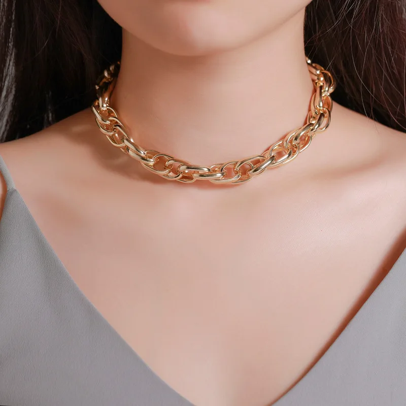 Personalized simple metal thick chain necklace choker exaggerated punk style lady necklace 2020 coolest necklace glamour jewelry
Personalized simple metal thick chain necklace choker exaggerated punk style lady necklace 2020 coolest necklace glamour jewelry
