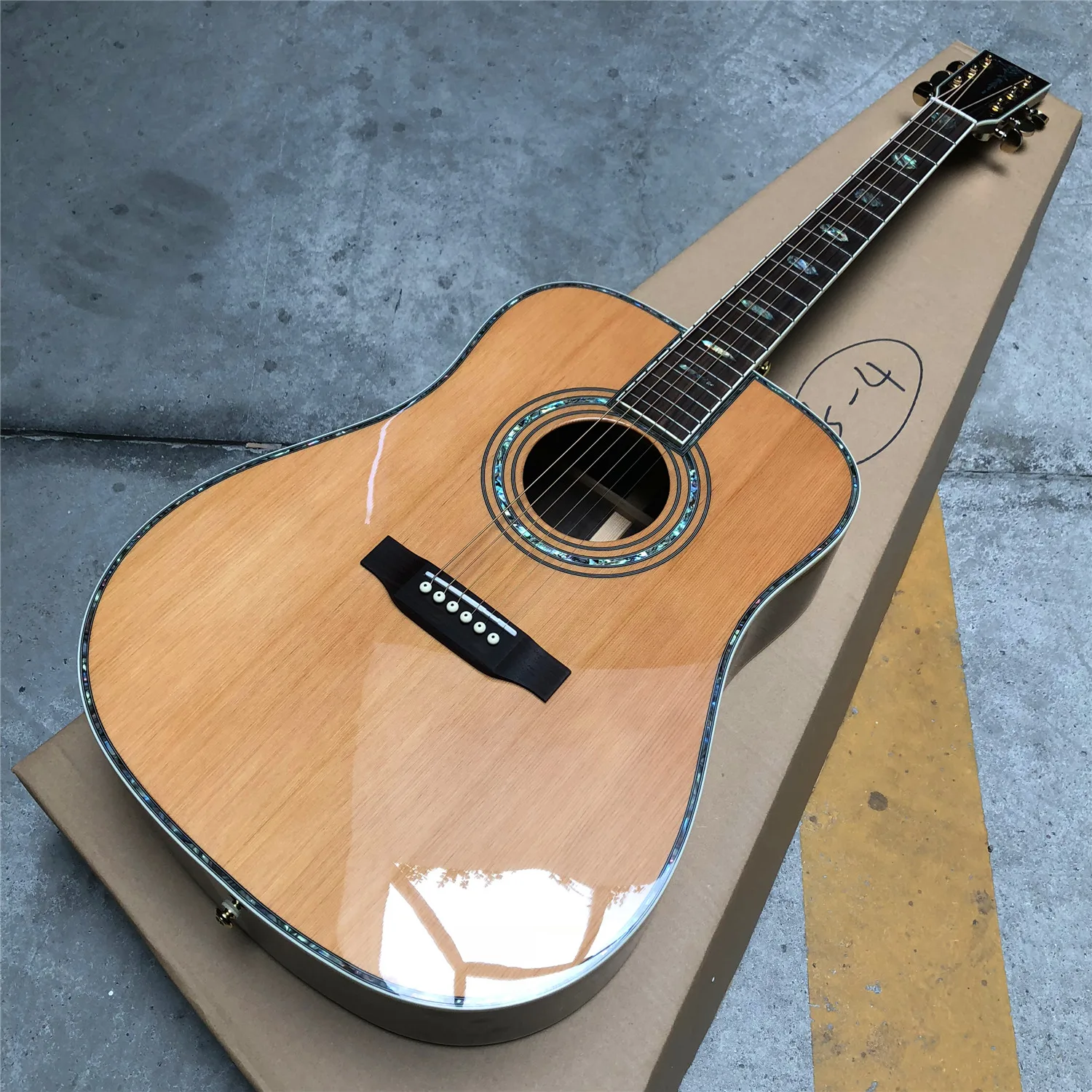 Acoustic Guitar 41 Inches Solid Red Cedar Top Rosewood Back and Sides Guitarra,Free Shipping
Acoustic Guitar 41 Inches Solid Red Cedar Top Rosewood Back and Sides Guitarra,Free Shipping