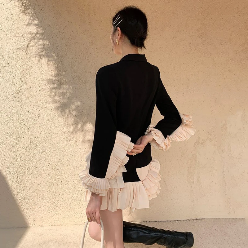 Ruffle Women Spliced Black Blazer New Notched Collar Long Sleeve Loose Fit Jacket Fashion Tide Spring Autumn 2021 1DD3167 
Ruffle Women Spliced Black Blazer New Notched Collar Long Sleeve Loose Fit Jacket Fashion Tide Spring Autumn 2021 1DD3167