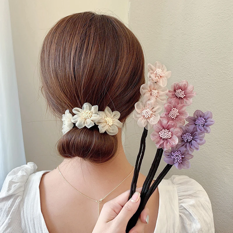 2021 New Fashion Deft Bun Hair Styling Flower Fabric Hair Twist Donut Maker Hair Braiding Gifts For Woman Girls Accessories
2021 New Fashion Deft Bun Hair Styling Flower Fabric Hair Twist Donut Maker Hair Braiding Gifts For Woman Girls Accessories