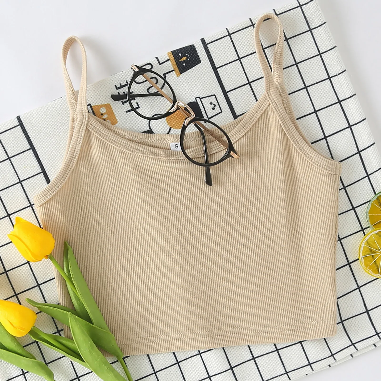 Women's Tank Tops Solid Color Sleeveless Camisole y2k Summer Fashion Casual Ladies Pullover Open Navel Short Vest Crop Tops 2021
Women's Tank Tops Solid Color Sleeveless Camisole y2k Summer Fashion Casual Ladies Pullover Open Navel Short Vest Crop Tops 2021