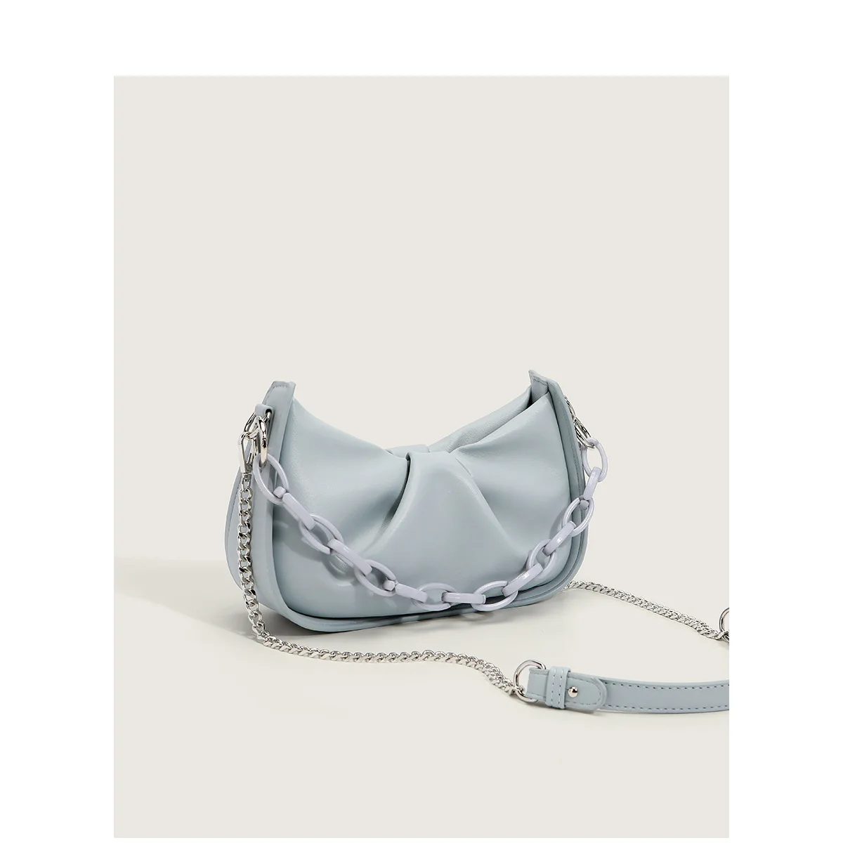 PU Leather Fold Cloud Underarm Bag 2021 New Female Bag Soft Leather All-match Acrylic Thick Chain One-Shoulder Messenger Bag
PU Leather Fold Cloud Underarm Bag 2021 New Female Bag Soft Leather All-match Acrylic Thick Chain One-Shoulder Messenger Bag