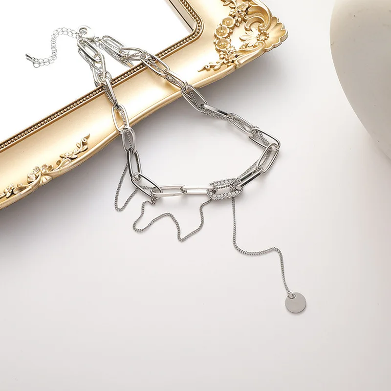 Punk Exaggerated Spark Rhinestone Chain Necklaces for Women Femme Gold Color Alloy Metal Geometric Chokers Necklace Cool Gifts
Punk Exaggerated Spark Rhinestone Chain Necklaces for Women Femme Gold Color Alloy Metal Geometric Chokers Necklace Cool Gifts