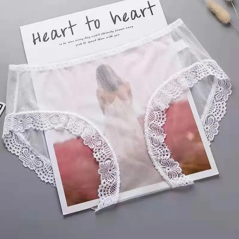 Fully transparent underwear women's lace ultra-thin sexy temptation charming summer breathable seamless mesh perspective briefs 
Fully transparent underwear women's lace ultra-thin sexy temptation charming summer breathable seamless mesh perspective briefs