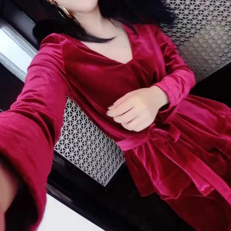Fashion Women Sashes Velvet Long Sleeve Tops Wide Leg Trousers Two Piece Set OL Style Loose Sweater Elastic Waist Pants Set
Fashion Women Sashes Velvet Long Sleeve Tops Wide Leg Trousers Two Piece Set OL Style Loose Sweater Elastic Waist Pants Set